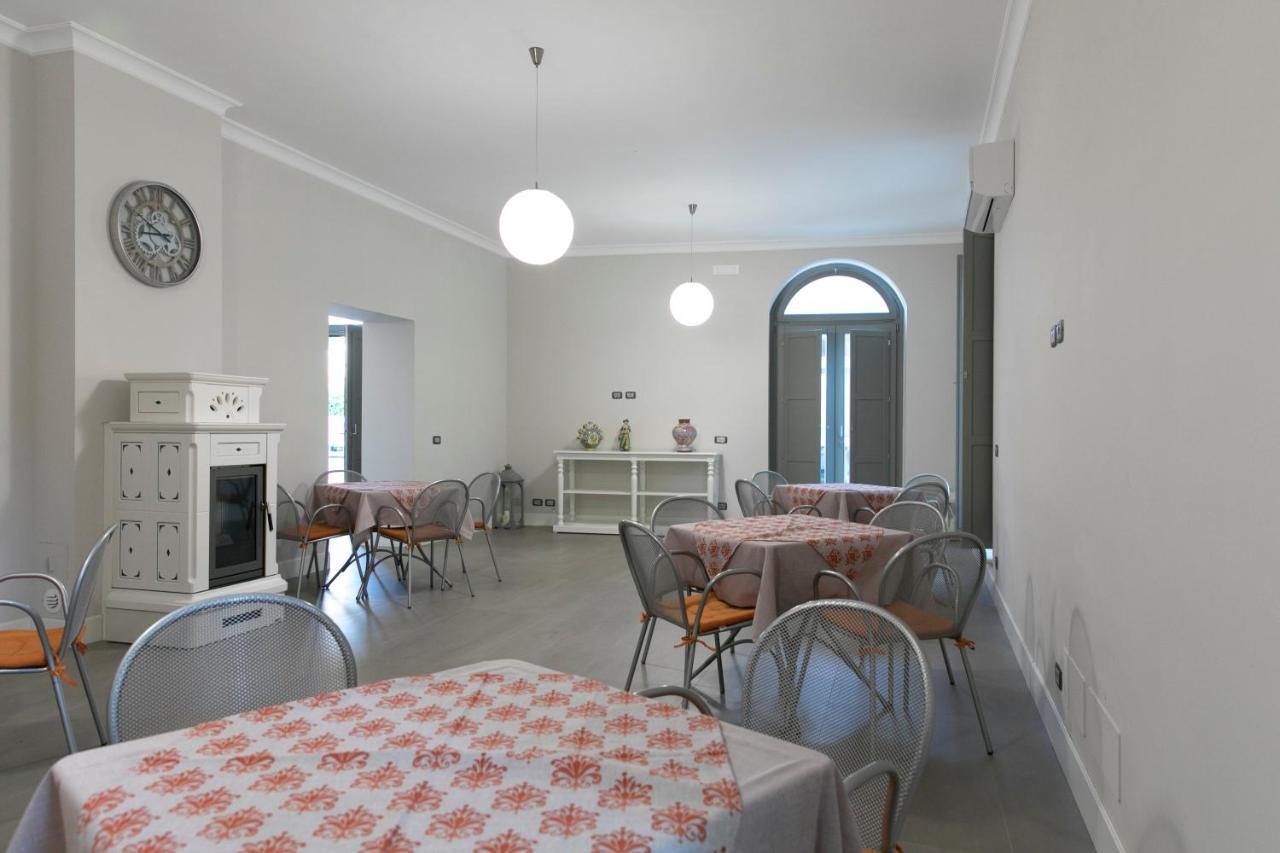 Villa Pampalone - B&B In Dimora Storica Трапани Екстериор снимка