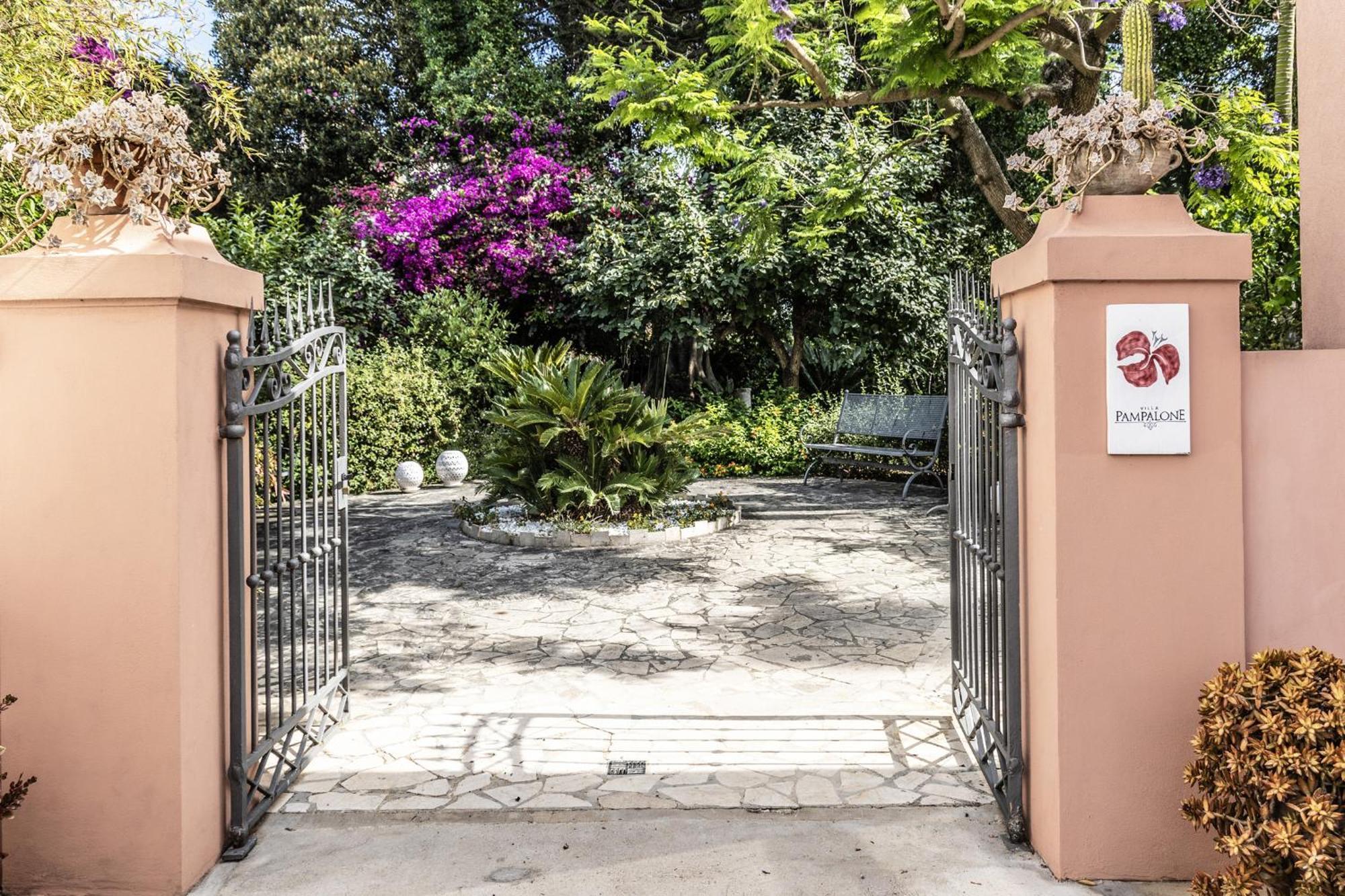 Villa Pampalone - B&B In Dimora Storica Трапани Екстериор снимка