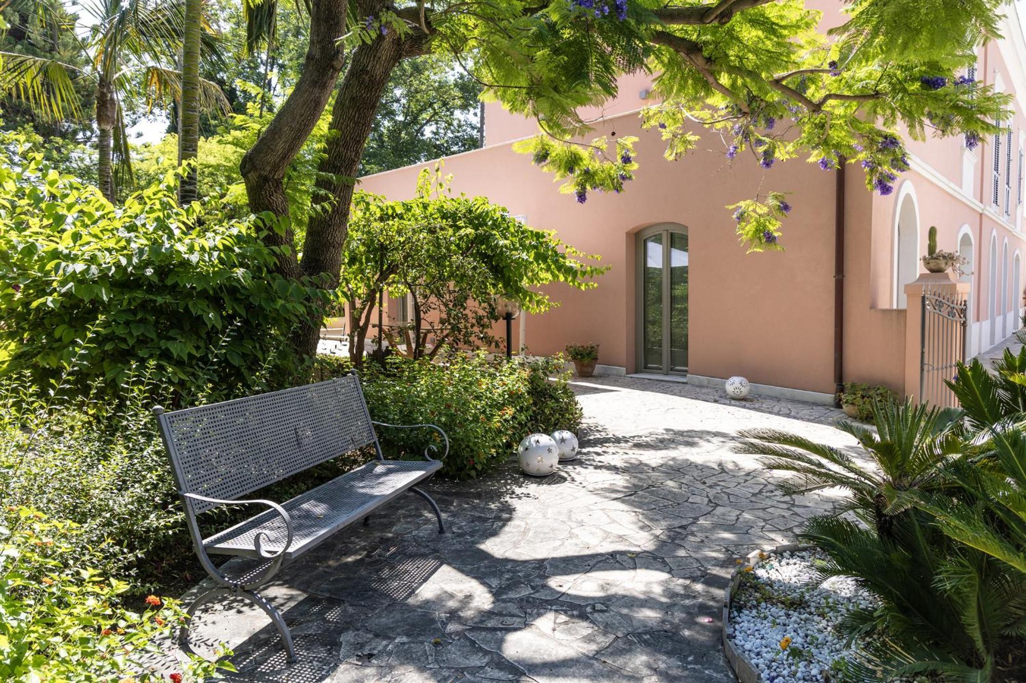 Villa Pampalone - B&B In Dimora Storica Трапани Екстериор снимка